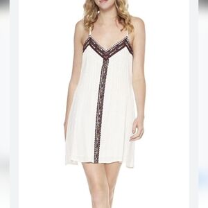 Sanctuary  White Dress with Embroidered Accents M